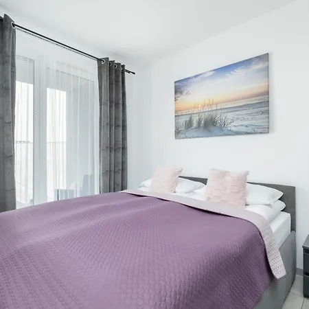 Apartamenty Perłowa Przystań by Noclegi Renters-2